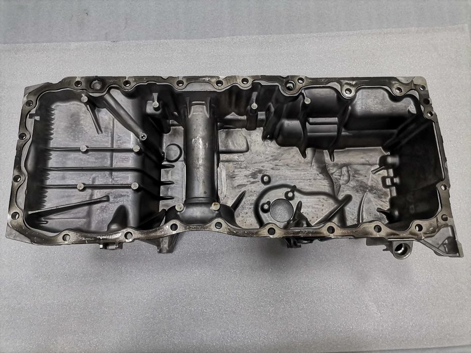 Нов картер 8596133 OE B57 BMW G60 G70 X5 G05 X6 G06 X7 3.0dx 4.0dx