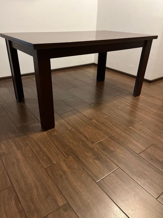 Masa living dimensiuni 150 lungine/ 90 latime 76 inaltime