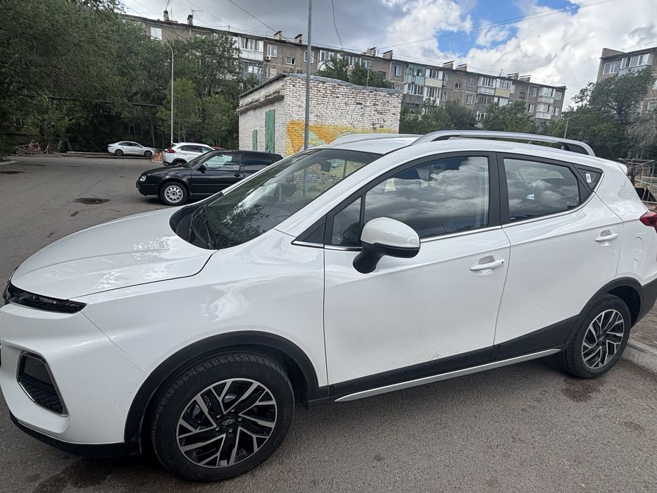 Продаю машину новую с салона jac s3 pro