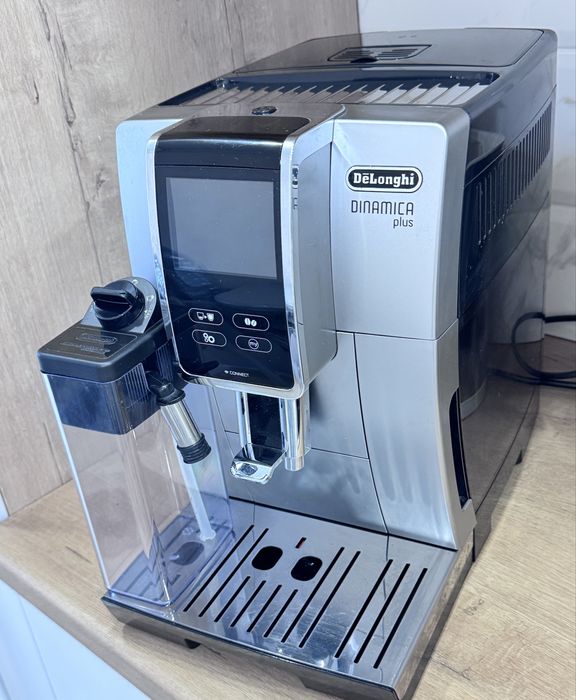 Продаю кофемашину Delonghi