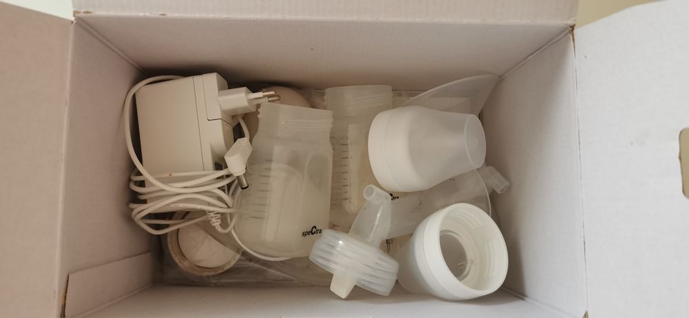 Pompa de san electrica dubla Spectra 9 Plus, aproape noua