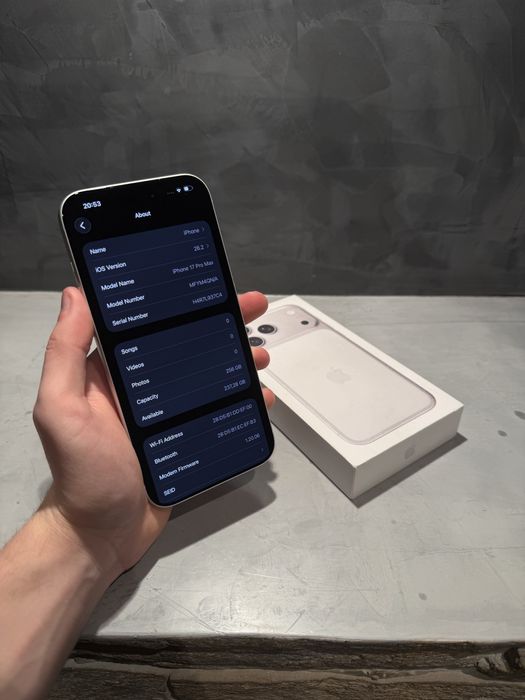 КАТО ЧИСТО НОВ Iphone 17 Pro Max Silver