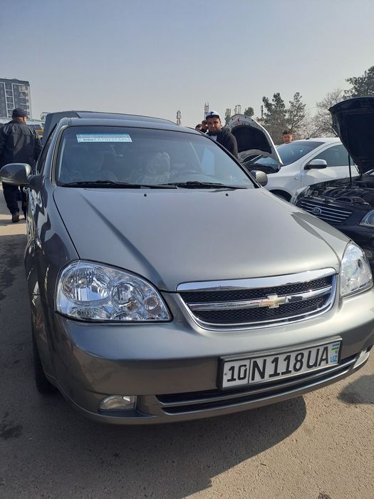 Ласетти 1.6.  Идеал. Пробег 134000 халол