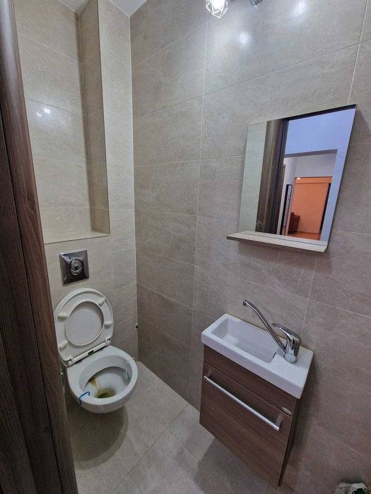 Apartament mobilat compus din 3 camere etaj 5/8 Sos Panduri chirie