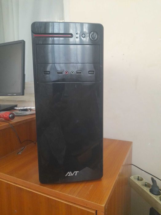 i3 8100/4gb/rx550/ssd120
