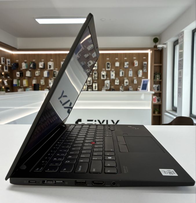ThinkPad X1 Carbon Gen11 i7 32GB有機EL jp-lenovo-thinkpad-x1-carbon-