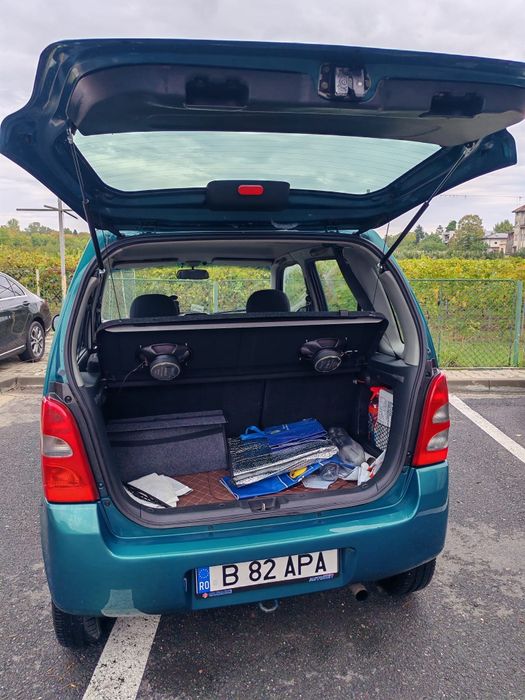Vând Suzuki Wagon
