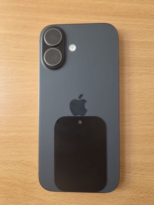 Iphone 17 negru