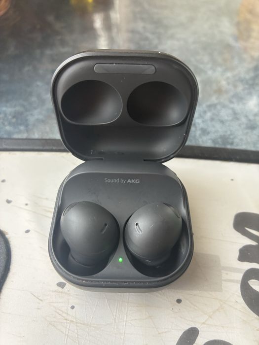Слушалки Samsung Galaxy Buds2 pro
