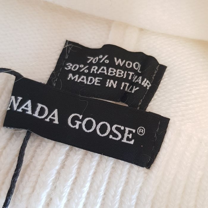 Caciula C a n a d a G o o s e, Alba, lana