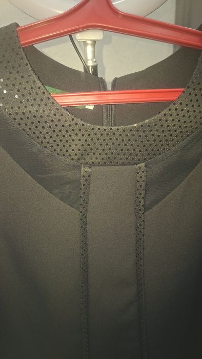 Продам платье чёрного цвета