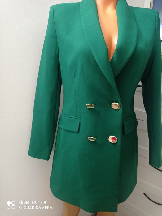 Sacou nou cu etichetă Zara 100 lei