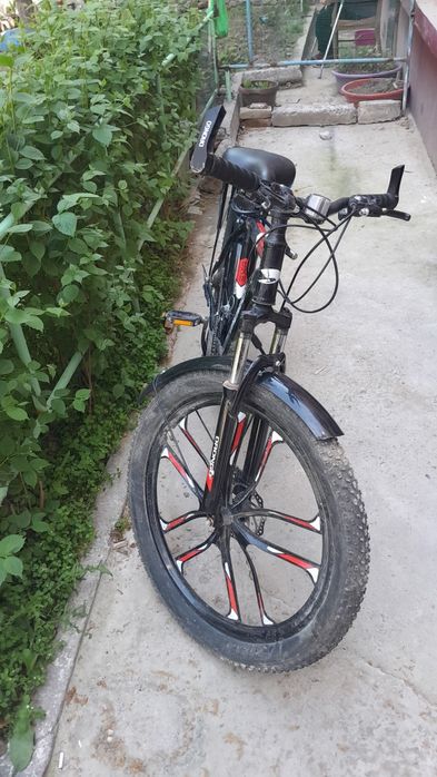 Продаётся велосипед Drongo 28  сака диска.