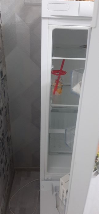 Холодильник б/у . В отличном состоянии