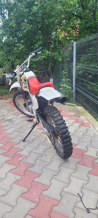 *Cross Honda xr100