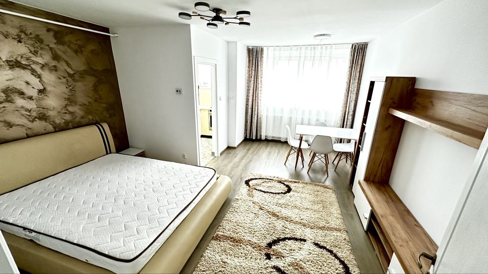 Garsoniera 32 mp DE INCHIRIAT, etaj 2, Baia Mare //zona Motorului.