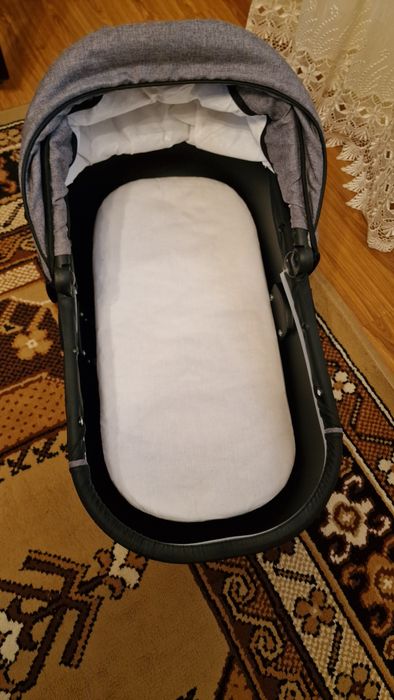 Krausman Nexxo Black – Cărucior 3 în 1, complet, stare excelentă