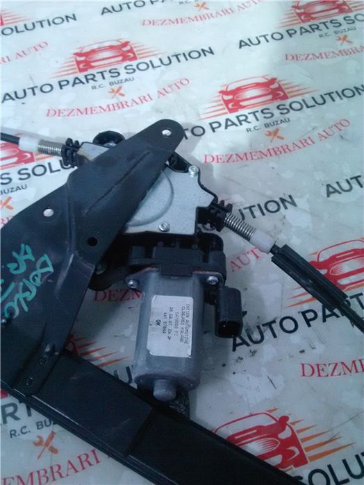 Motoras macara geam usa stanga fata fiat doblo an fabr. 2007