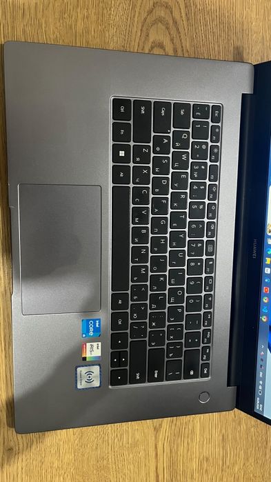 Huawei MateBook D15 i5 / 8GB RAM / 512GB SSD