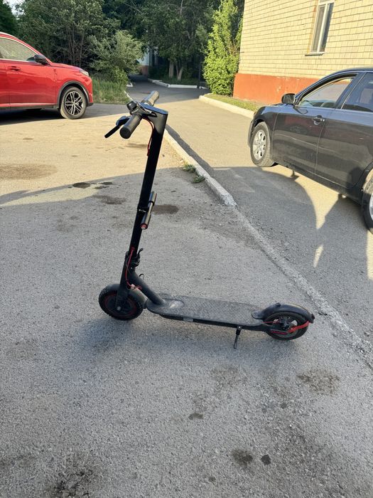 Электро самокат xiaomi