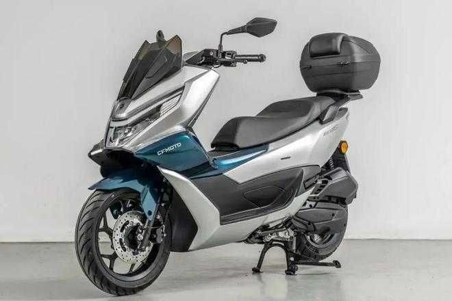 Скутер CFMOTO 150 SC с 2х летней гарантией от официального Дилера