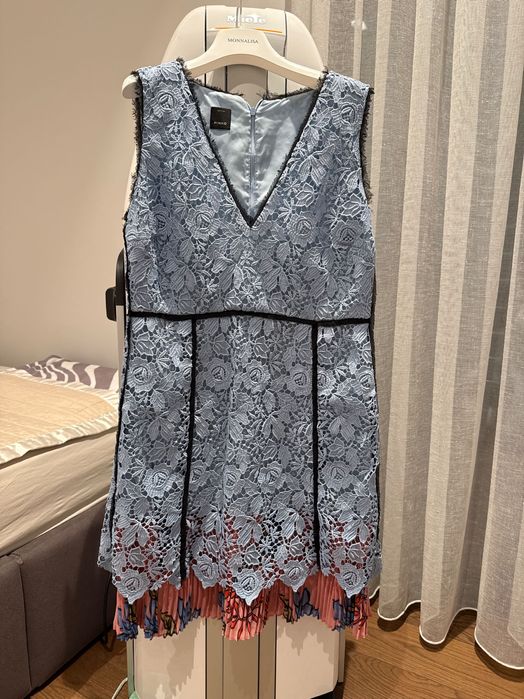 Дантелена рокля Pinko