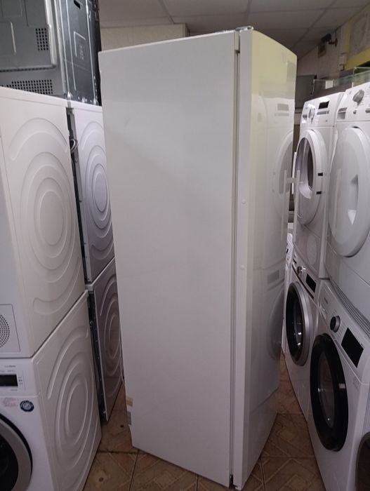 Огромен вертикален фризер Liebherr с 8 чекмеджета А+++ 2 г.Гаранция