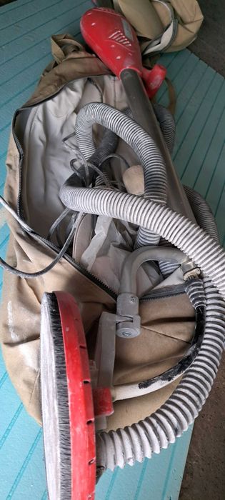 Продавам шлайф машина райдер