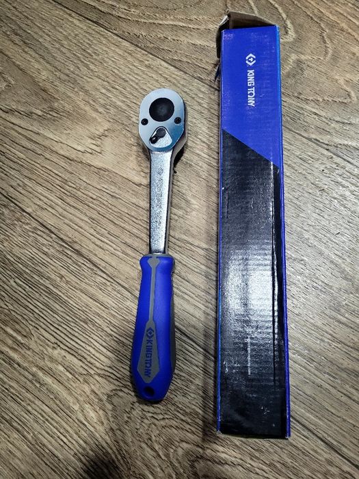 Продам новый ключ-трещётка