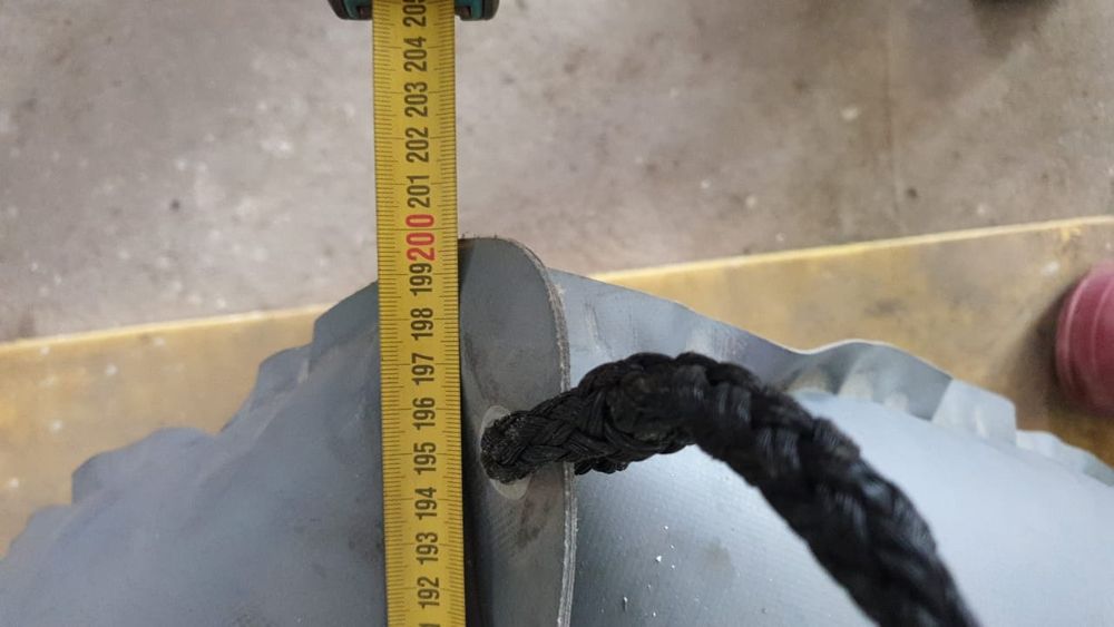 Продам лодку одномесную ПВХ