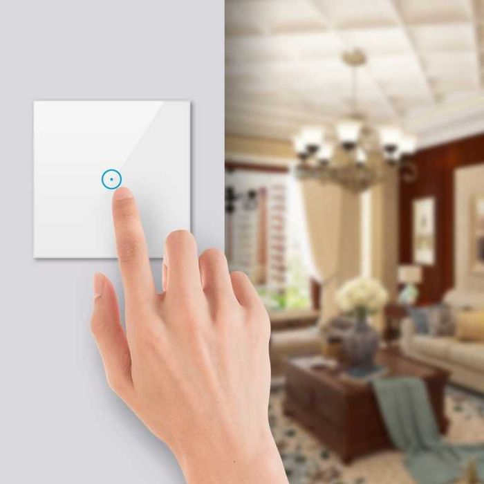 Alexa WiFi превключвател за осветление