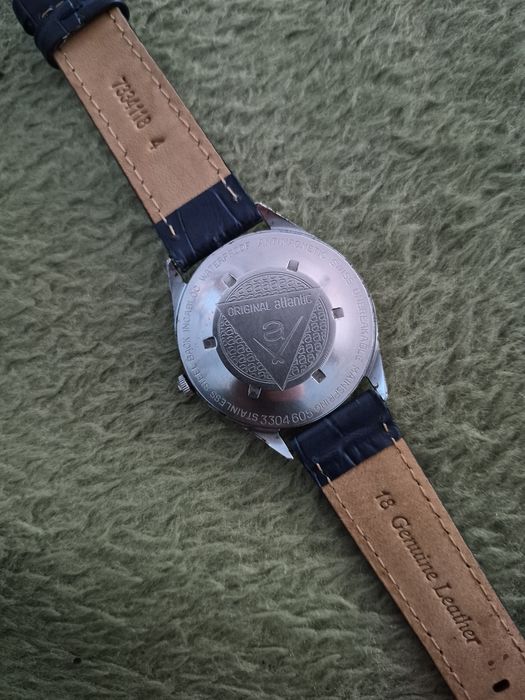 Vând Ceas Atlantic17 Jewels cu datå/ Cadran albastru !
