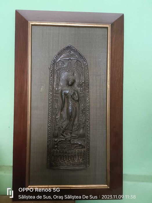 Bacnota veche se vinde.