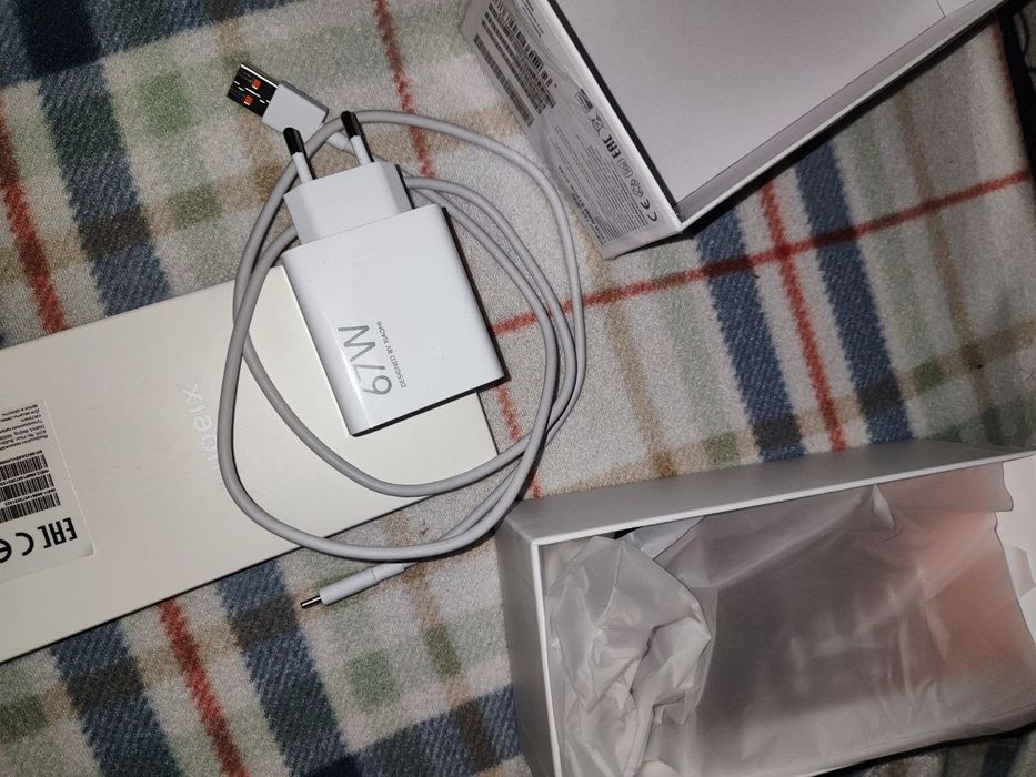 Смартфон Xiaomi 15T 12/512гб Серебристый