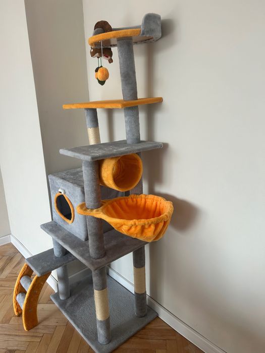 Драскало за котка Банкок 60 / 40 / 152 см