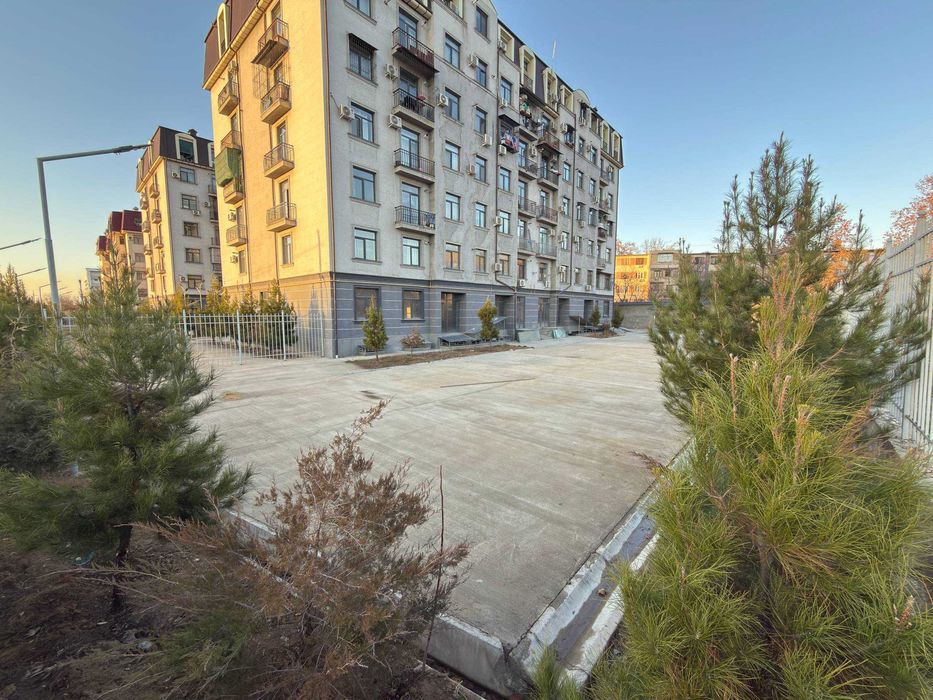 ПРОДАЁТСЯ КОММЕРЧЕСКОЕ ПОМЕЩЕНИЕ 1.500м2 под клинику учебный центр