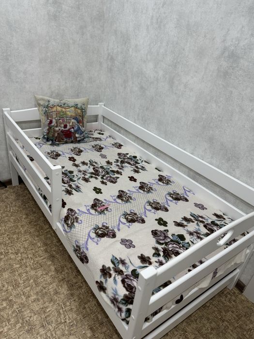 Пролам детскую кроватку