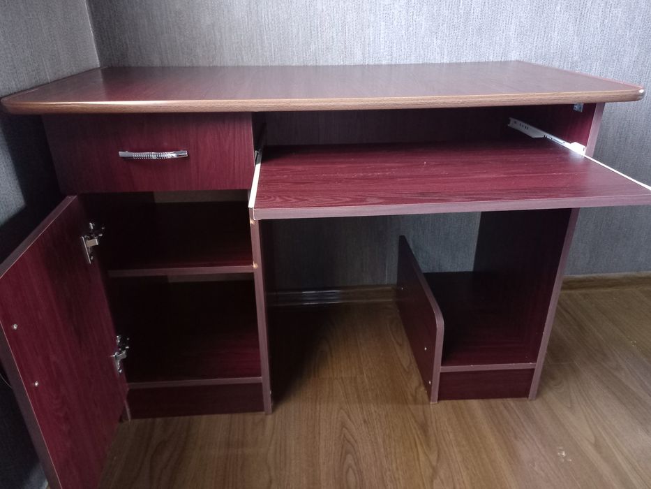 Kampyuter stol sotiladi