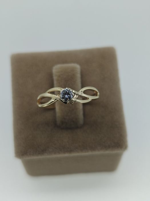 Inel logodna cu diamant 0.21Ct aur 9k 2.05gr (r)