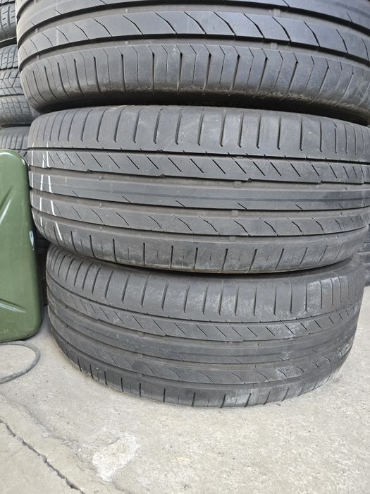 4 Броя 235/45/20 Continental 2x7mm 2x5,2mm 23dot