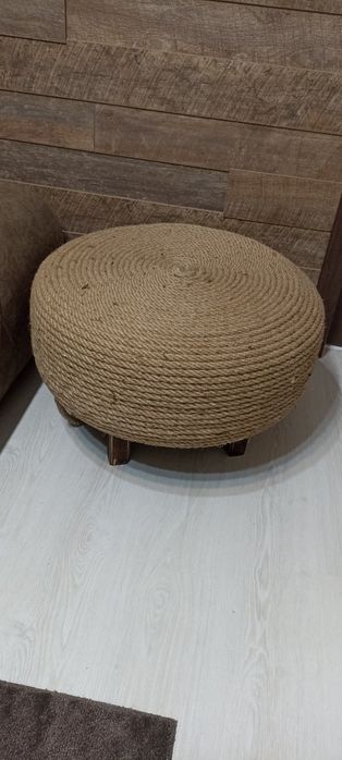 Табуретка с конопено въже