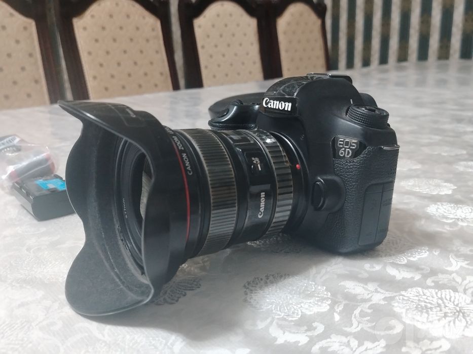 Canon eos 6 D sotiladi.