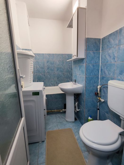 Inchiriez garsoniera confort 1