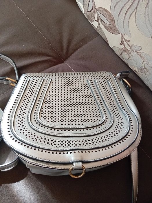 Няколко различни чанти