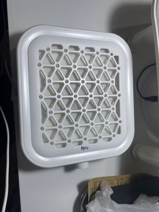 Продам вытяжку для маникюра