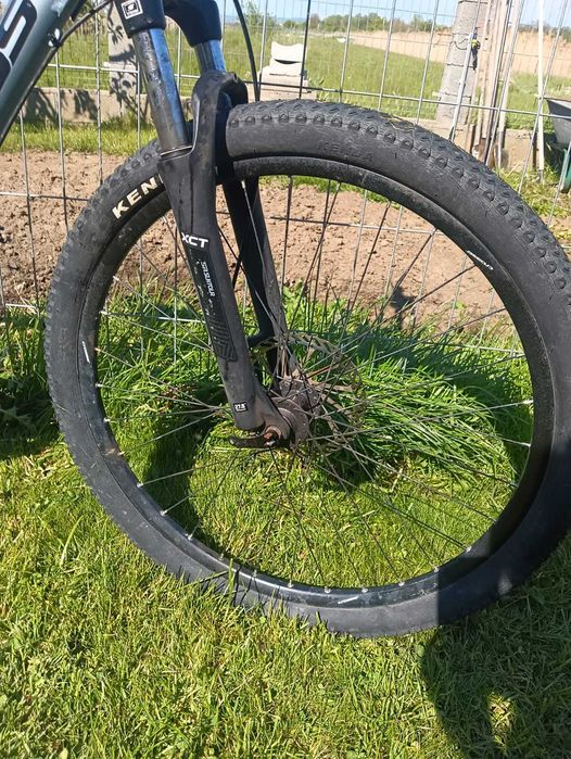 Vând bicicletă copii...11-14 ani.