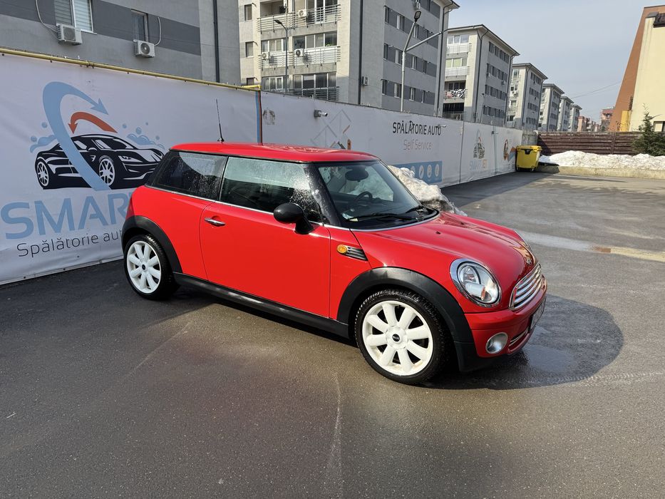 Mini Cooper One 1.4 benzina 2010 cutie automata