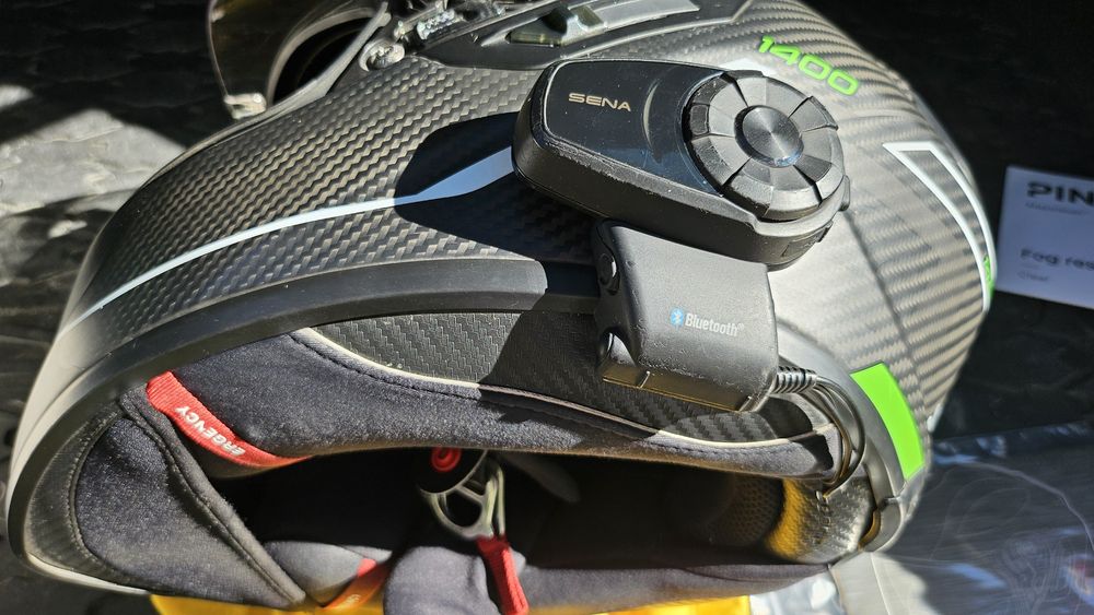Casca Scorpion EXO 1400 Carbon Air + Sena 10s