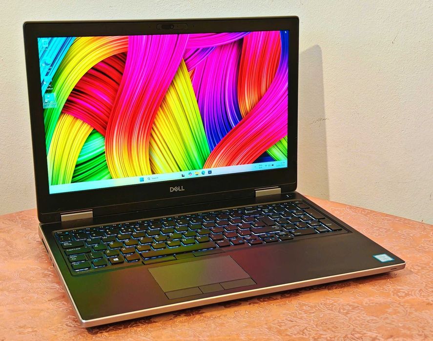 4K Ultra HD/Core i7-9850H/16GB RAM/512 SSD/Quadro Т1000/Precision 7540