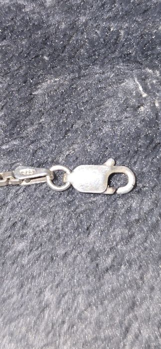 lantisor de argint